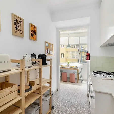 דירה Whome Urban Chic, Great For D Nomads & R Workers